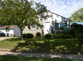 807 N Mable Ave, Sioux Falls, SD 57103