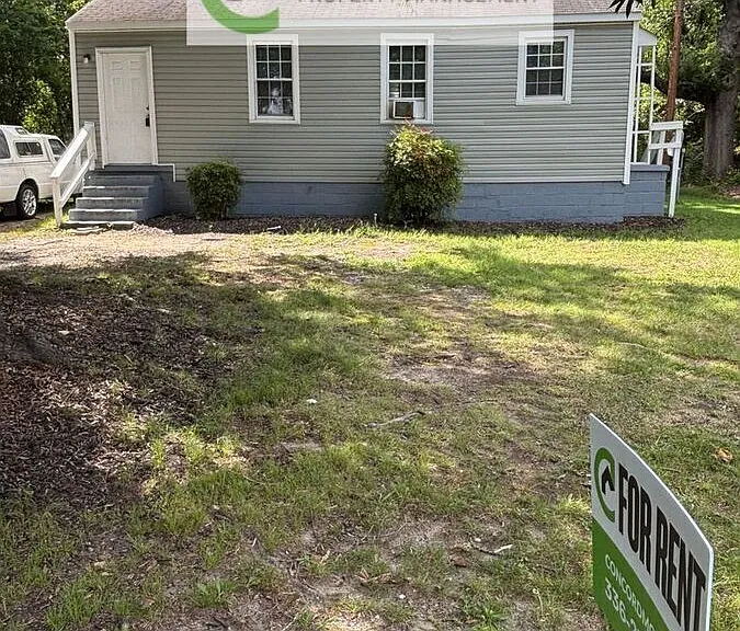 1231 E Lindsay St — Photo 1