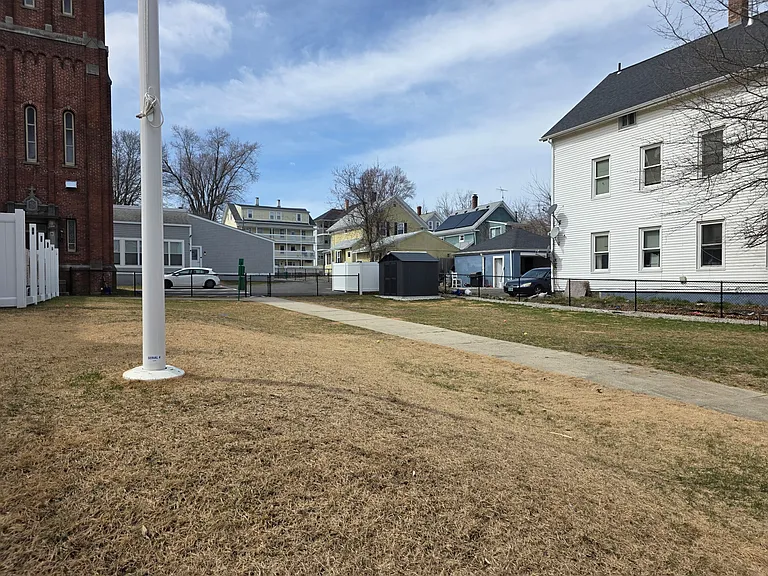 401 Olo Street - Former Church Parish Converted In Luxury Apartments! — Photo 48