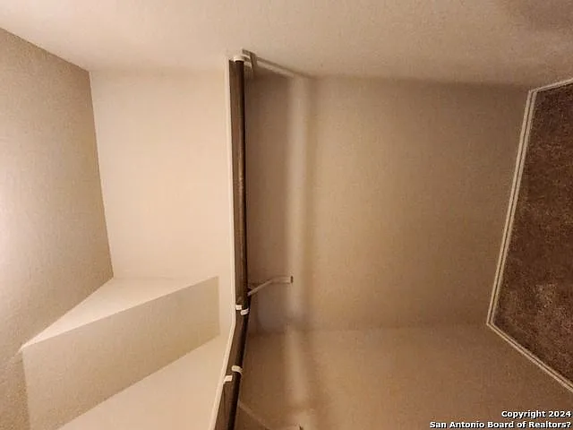 1517 Redbridge Dr — Photo 4