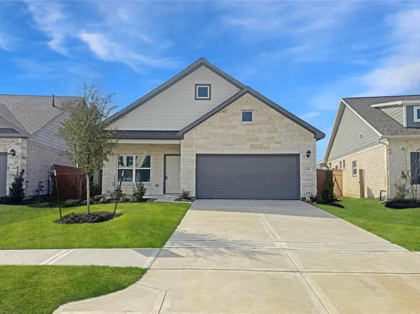 1610 River Scene Trl, Dayton, TX 77535