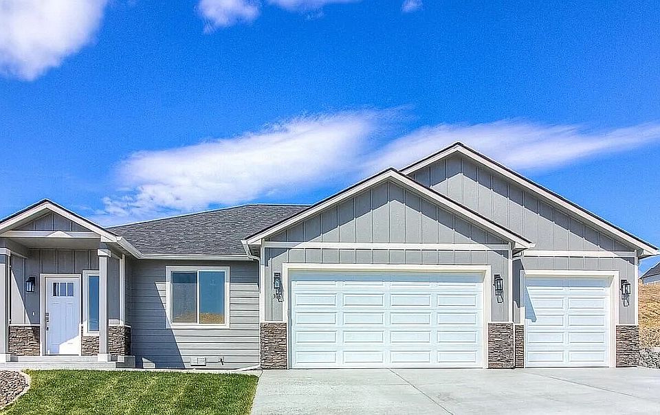 1st image of 306 N 90th Ave