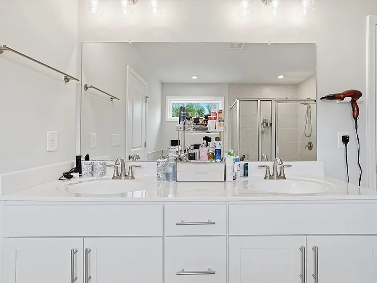 3725 Topsail Ct — Photo 28
