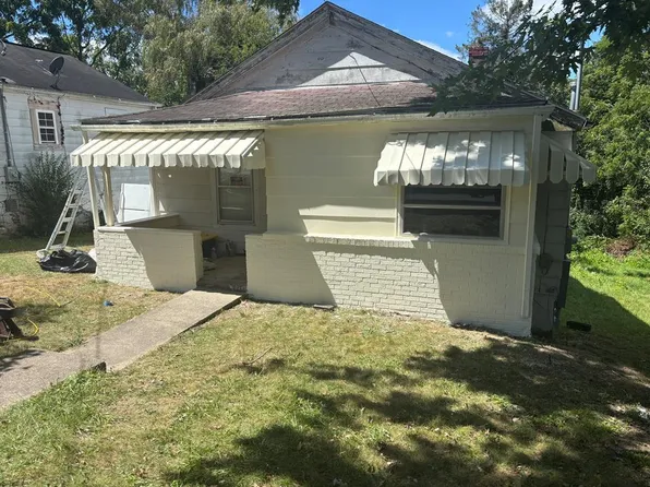 124 Sour St, Beckley, WV 25801
