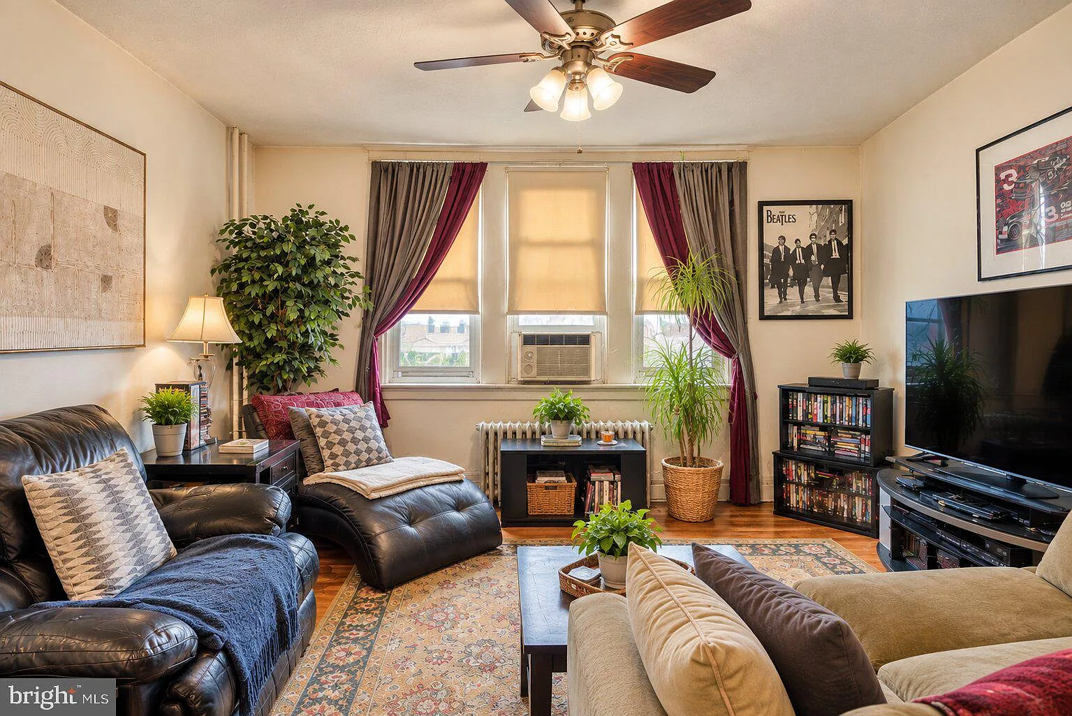1 bed, 1.0 bath, 900 sqft, $950 — Photo 3
