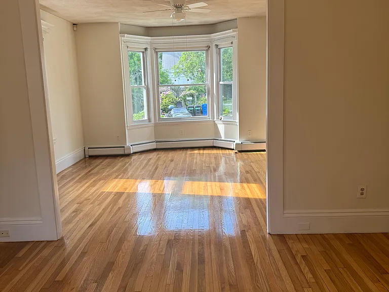28 Avon St #1 — Photo 1