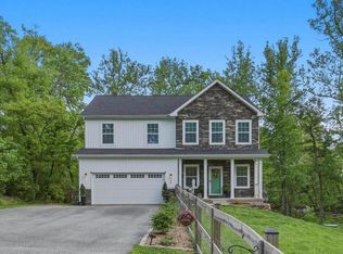 580 Dey Dr, Harpers Ferry, WV 25425