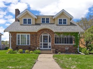 112 Bowling St SW, Cedar Rapids, IA 52404