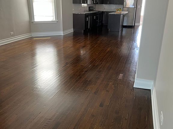 4th image of 4901 W Hutchinson St #2