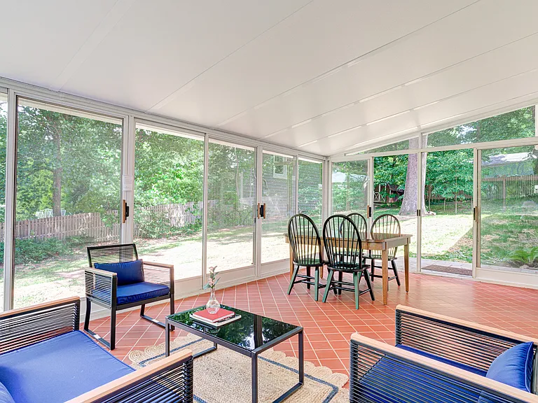 7 Carol Ln — Photo 17