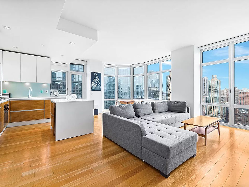 1st image of 555 W 59th St APT 24A