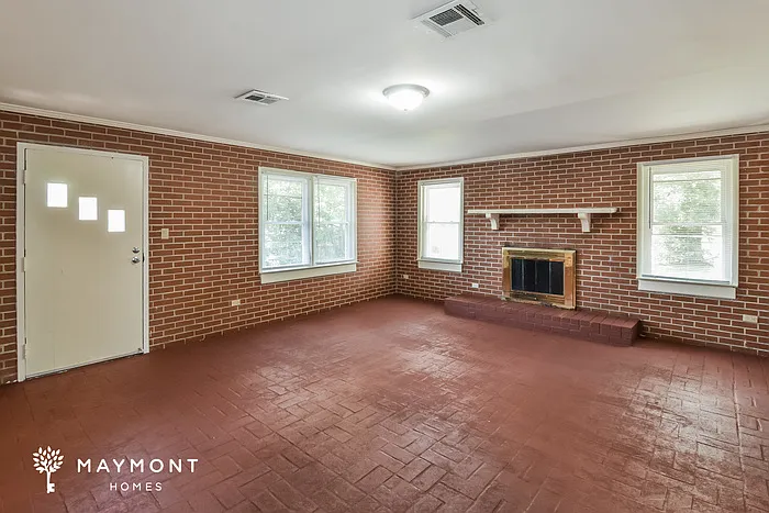 926 Green Ridge Ct — Photo 7
