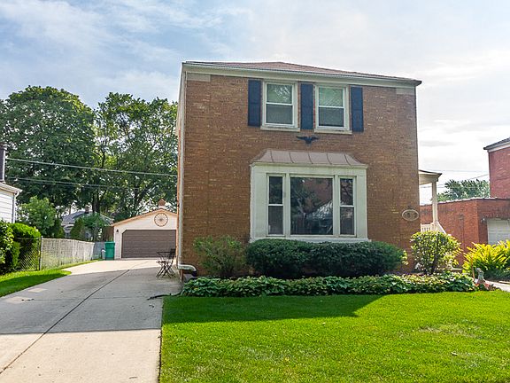 2nd image of 1513 Bristol Ave