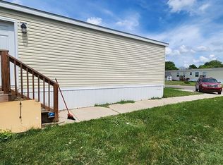 11 W Legrand Dr, Howell, MI 48843