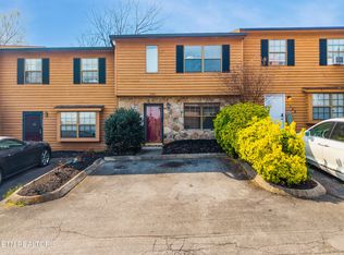1224 Crest Brook Dr, Knoxville, TN 37923