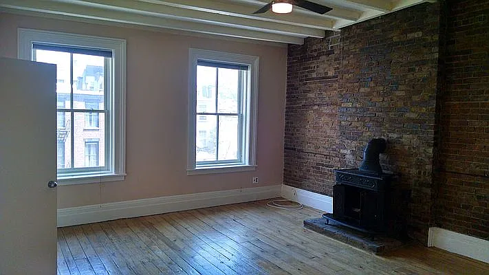 Building Photo 3