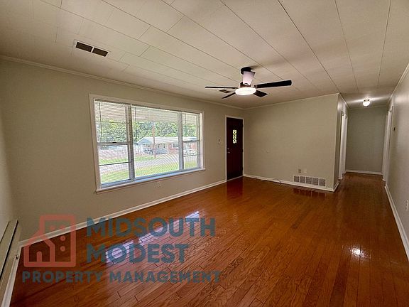 4th image of 211 Tech St