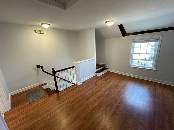 3rd image of 8-10 Essex St #8