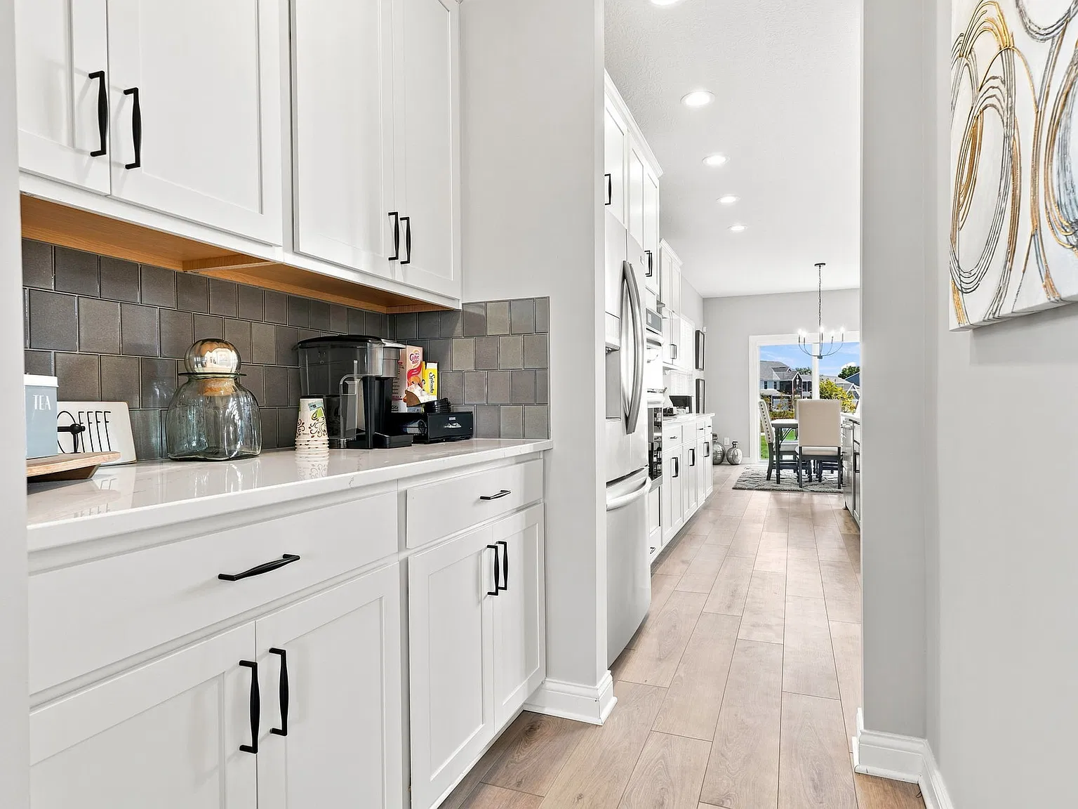 4 bed, 2.5 bath, 2961 sqft, $4,795 — Photo 3