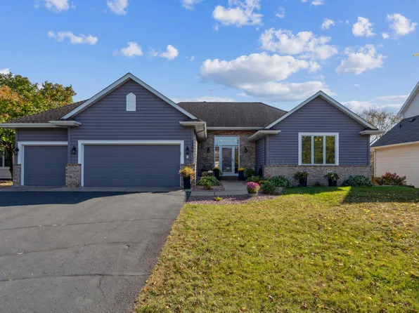 2396 Eagle Valley Dr, Woodbury, MN 55129
