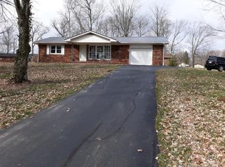 4260 E Valley Ct, Salem, IN 47167