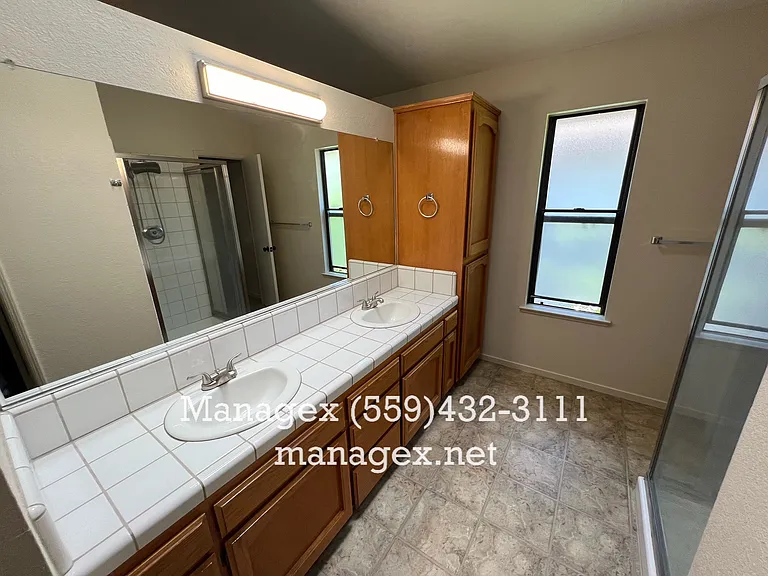 509 E Alluvial Ave #105 — Photo 11