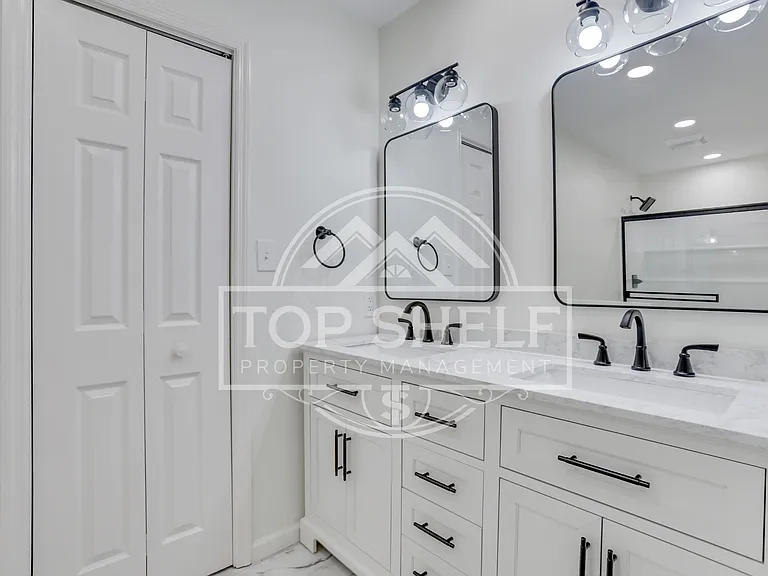 4684 Ben Hill Dr — Photo 23