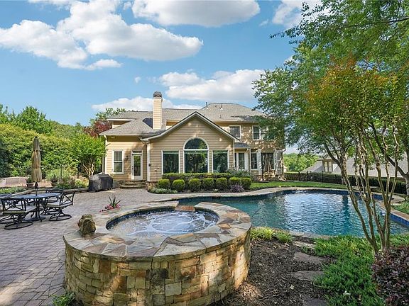 3rd image of 6020 Ansley Way