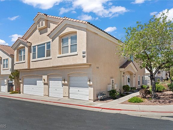 5th image of 2596 Lazy Saddle Dr