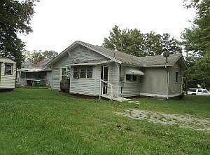 2nd image of 408 Whittier Ave