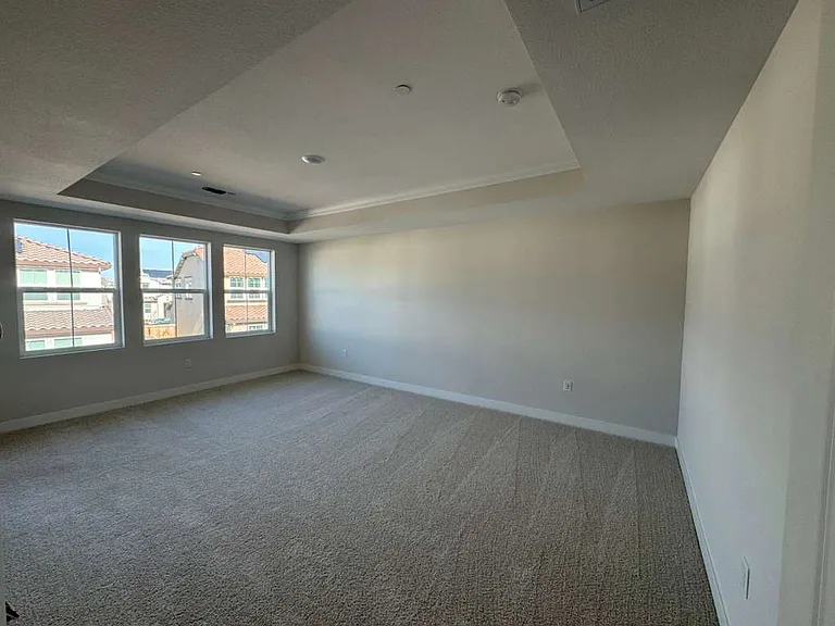 15937 Mavericks Ln — Photo 18