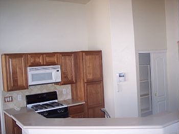 3rd image of 1066 Cryer Ct Unit 101