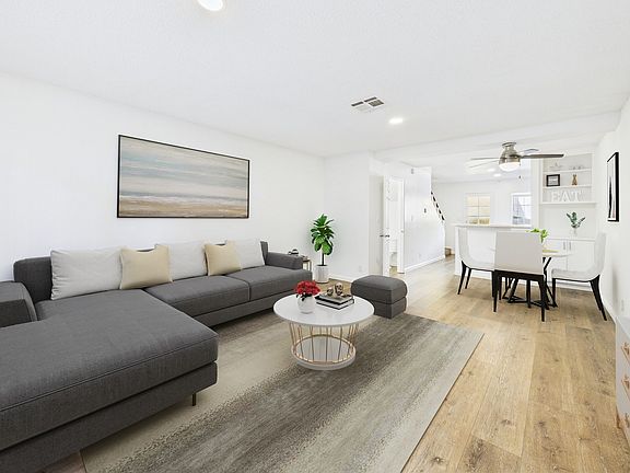 4th image of 3676 Mentone Ave APT 3