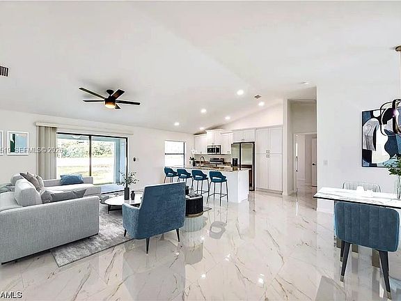 3rd image of 1703 Edison Ave