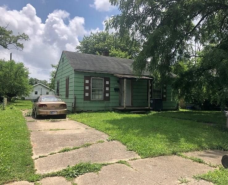 2nd image of 1623 W 17th St