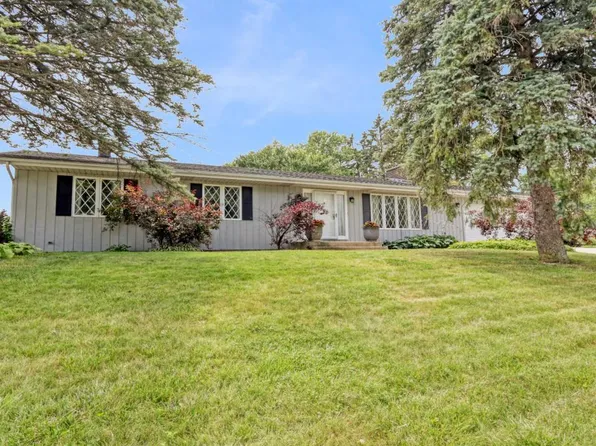 1800 Gilboa Ave, Zion, IL 60099