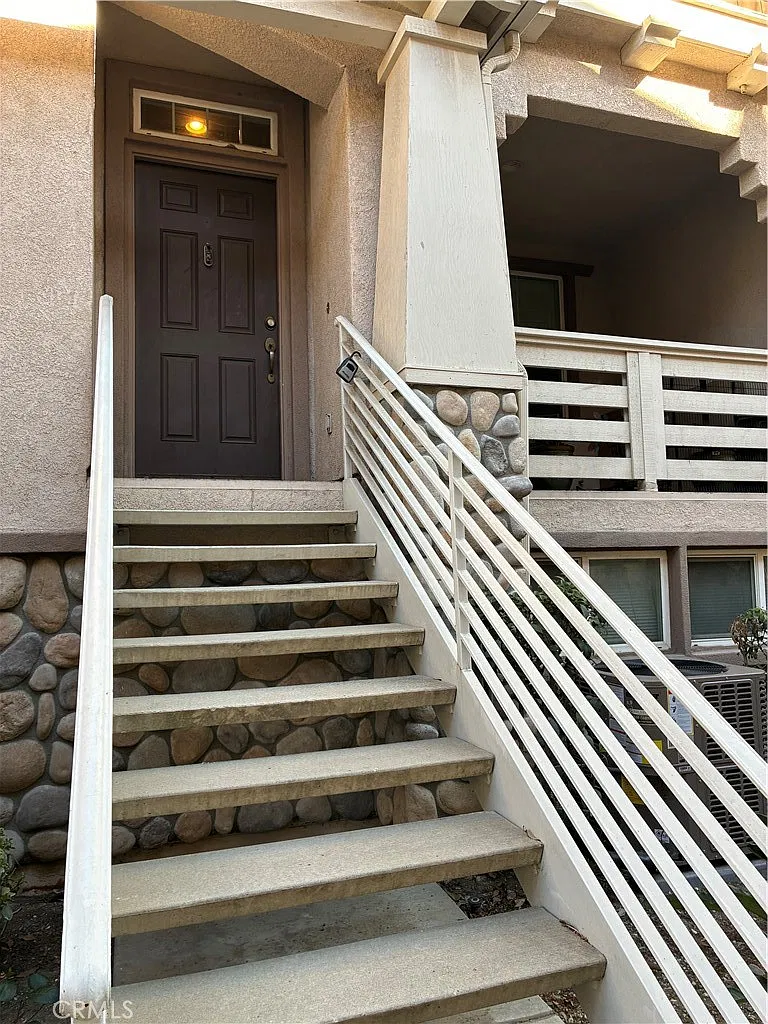 3 bed, 2.5 bath, 1616 sqft, $2,995 — Photo 1