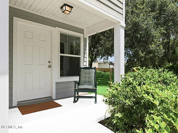 4th image of 8339 WOODS Avenue