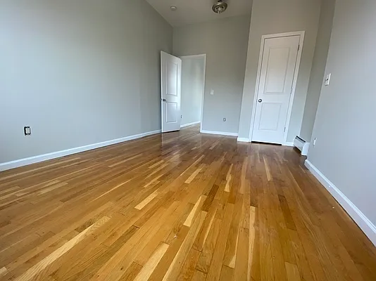 Rented by Bohemia Realty Group | media 4