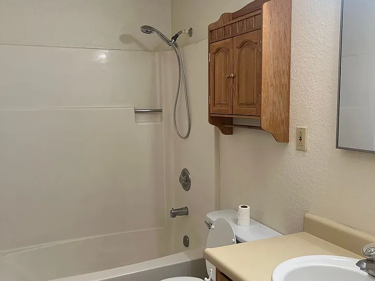 4934 Valley East Blvd — Photo 6
