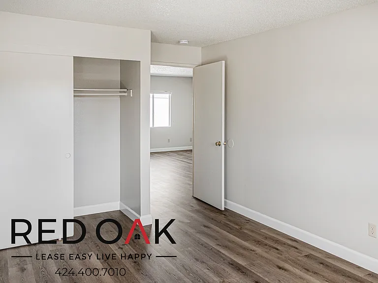 12767 San Fernando Rd #10 — Photo 14