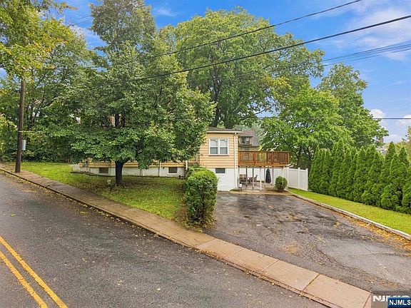 4th image of 117 Hackensack Avenue
