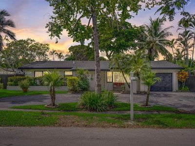 1900 NW 105th Ter, Pembroke Pines, FL, 33026