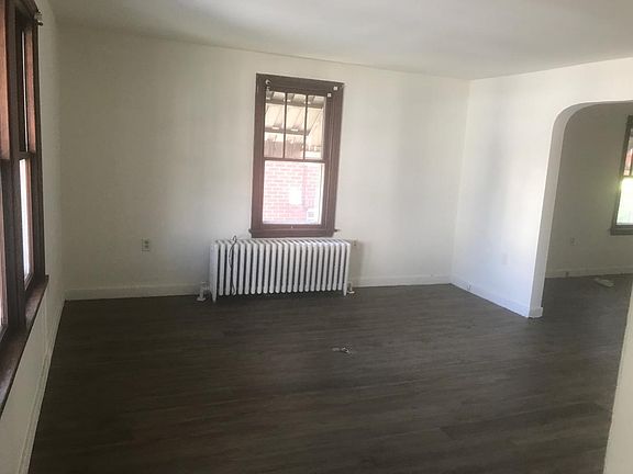 5th image of 312 Culbertson Ave