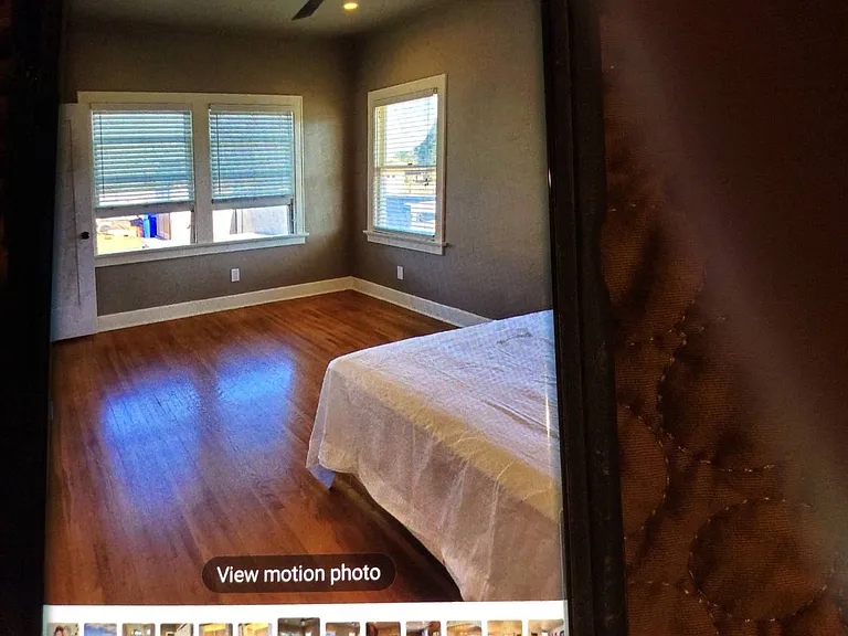 4406 Santa Monica Ave — Photo 2