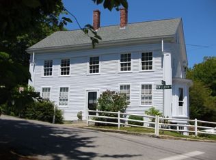 2 New London Rd, Groton, CT 06340
