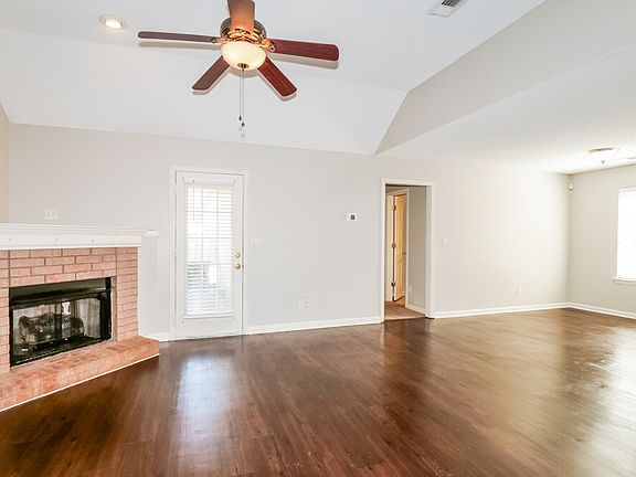 5th image of 1106 Cross Wood Ln