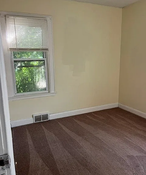 1218 Hammond Ave #1 — Photo 9