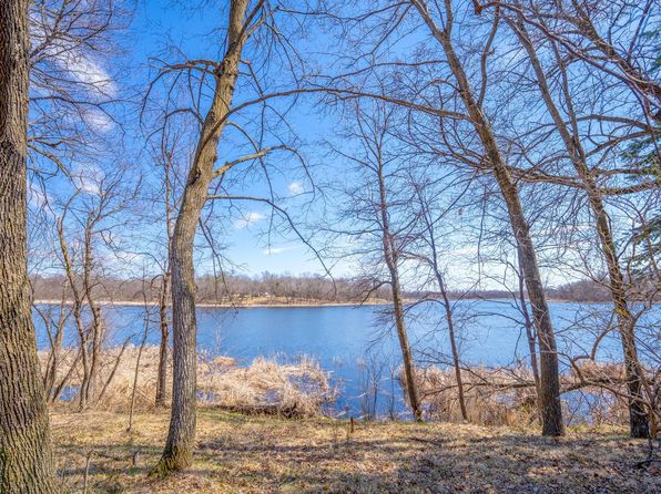 4301 195th Ave NE, New London, MN 56273