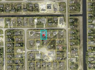 654 Trinity St E, Lehigh Acres, FL 33974